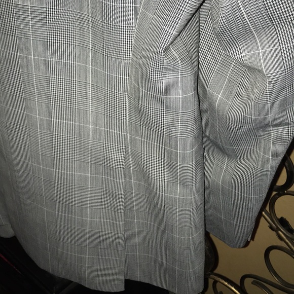 Plaid blue blazer - Picture 5 of 5